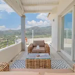 La Gioia Villa Terra Mala